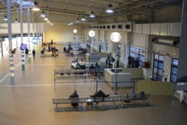 مطار باريس بوفيه