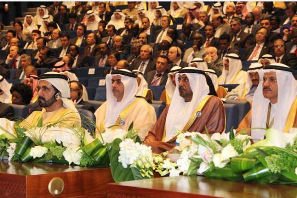 حاكم دبي الشيخ محمد بن راشد مشاركًا في القمة