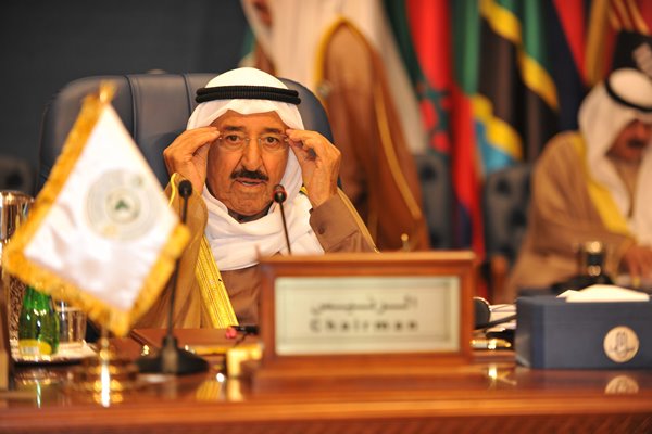 أمير الكويت رئيس القمة العربية الأفريقية الثالثة - خاص إيلاف من الكويت