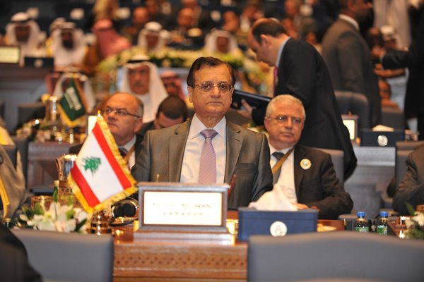 وفد لبنان خلال مشاركته في جلسات القمة العربية الأفريقية - خاص إيلاف من الكويت