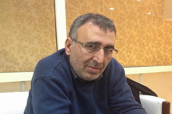 حسين العبد الله عضو الائتلاف