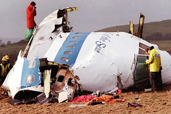 صورة ارشيفية لطائرة بان اميركان بعد تفجيرها 