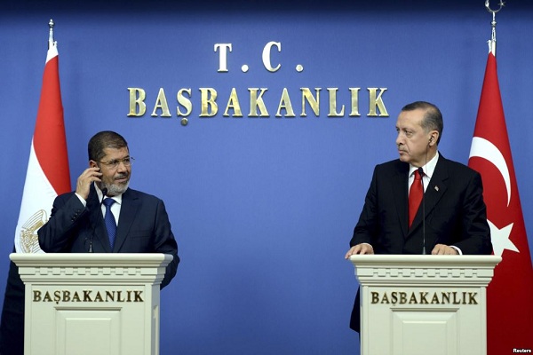 اردوغان مؤيد عنيف لمرسي 