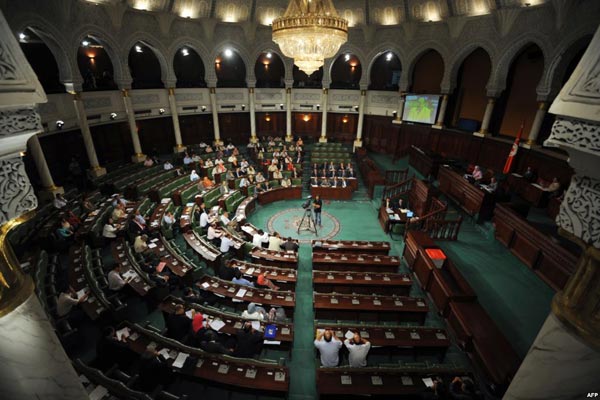 البرلمان التونسي هل يعود إلى العلمانية؟
