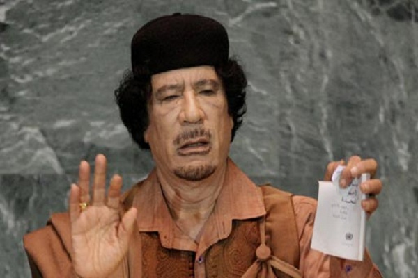 القذافي اتهم ساركوزي بالخلل العقلي