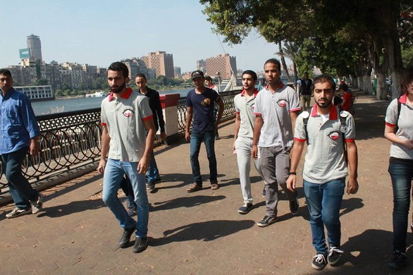 متطوعون ضد التحرش في شارع كورنيش النيل
