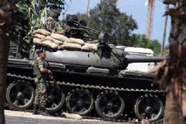 الجيش يواجه الإرهابيين في طرابلس