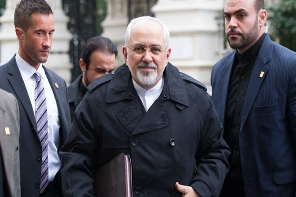 وزير الخارجية الإيراني محمد جواد ظريف في فيينا