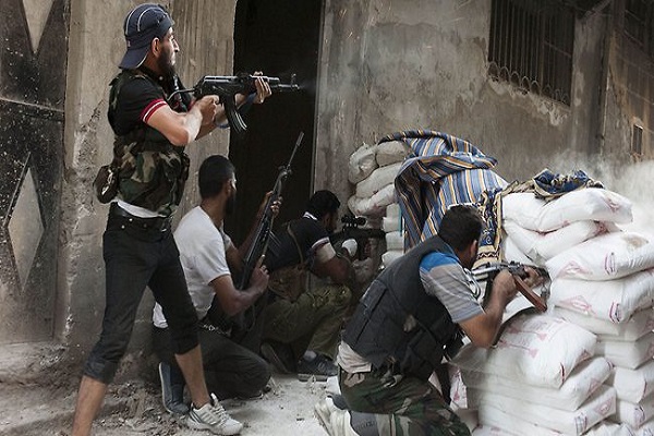 مقاتلون من الجيش السوري الحر