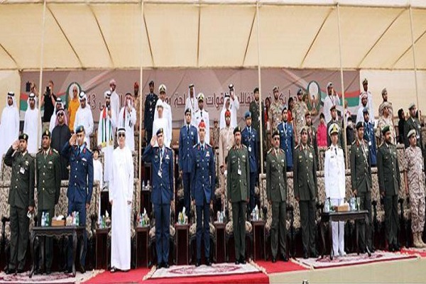 القوات المسلحة تنظم عرضا عسكريا على كورنيش أبوظبي بمناسبة اليوم الوطني