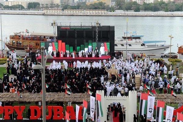 دبي السعادة شعار بلدية دبي في احتفالها باليوم الوطني