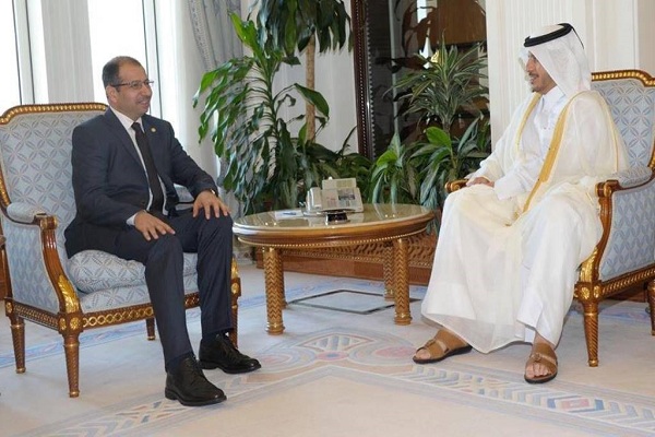 الجبوري مجتمعا في الدوحة مع رئيس الوزراء القطري
