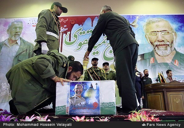 من مراسم التشييع - صورة من وكالة فارس الايرانية