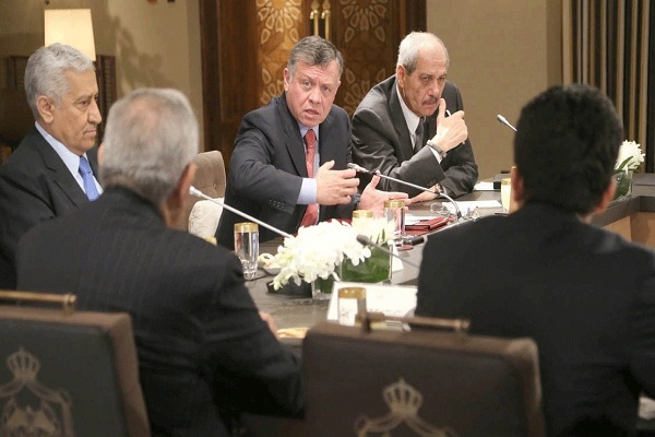 عاهل الأردن: مطلعون على جميع تفاصيل مفاوضات التسوية