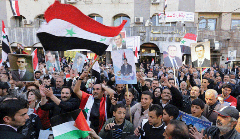 أنصار بشار في تظاهرة تأييد له في دمشق