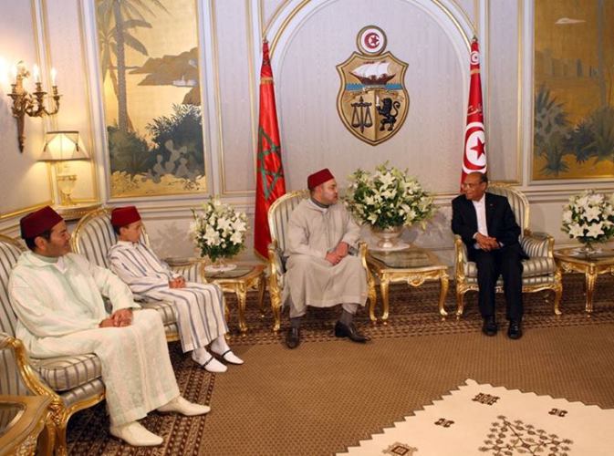 ولي العهد المغربي الأمير مولاي الحسن والأمير مولاي رشيد رافقا الملك في زيارته الرسمية إلى تونس