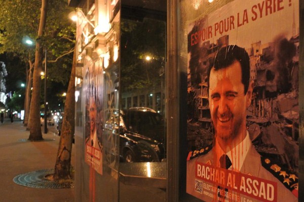 ملصقات باريس التي تسخر من انتخابات الأسد