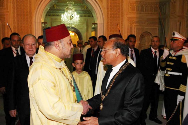 ملك المغرب والرئيس التونسي بعيد مأدبة عشاء مساء السبت في قصر قرطاج