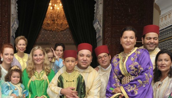 صورة للعائلة الملكية في المغرب