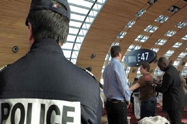 تشديد الإجراءات الأمنية في المطارات الدولية خشية من تفجيرات