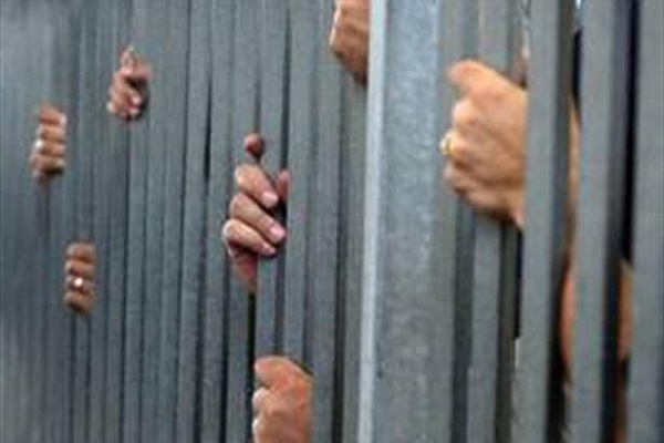 سجون النظام السوري يعمها التعذيب