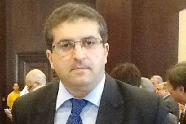 حاتم البطيوي رئيس القسم السياسي في جريدة