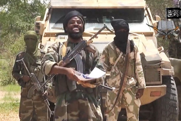عناصر من تنظيم بوكو حرام المتطرف في نيجيريا