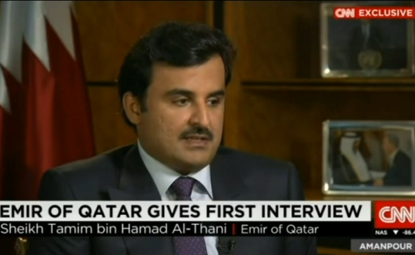 أمير قطر خلال المقابلة