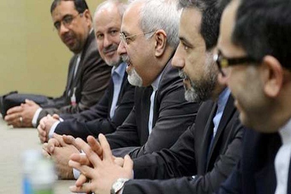 الوفد الإيراني المفاوض بقيادة ظريف