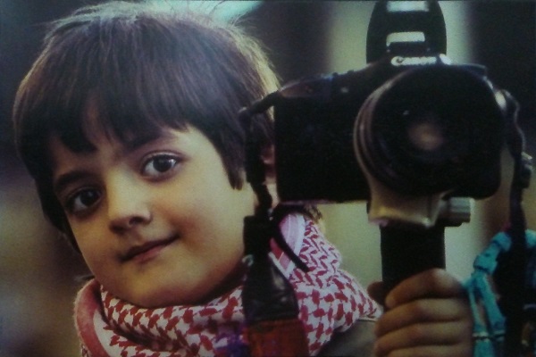الطفل المصور مصطفى العكرماوي