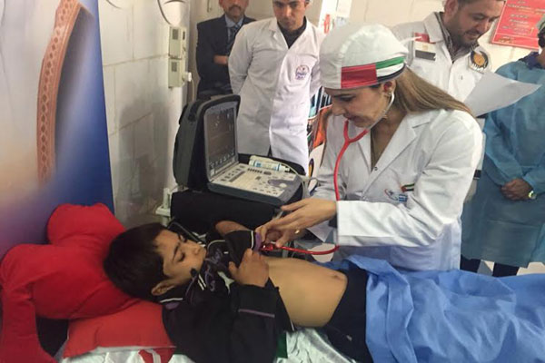 خدمات مجانية يقدمها الفريق الطبي إلى معوزي مصر من أطفال ومسنين