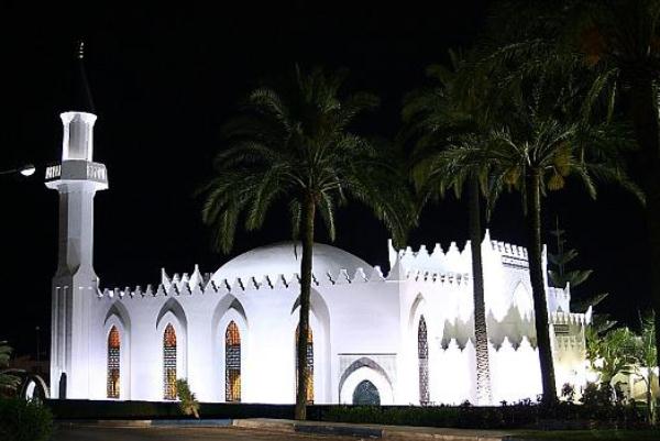 مسجد الملك عبدالعزيز في ماربيا منارة ثقافية إسلامية