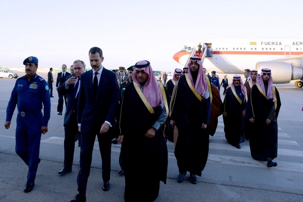ملك اسبانيا يصل الرياض
