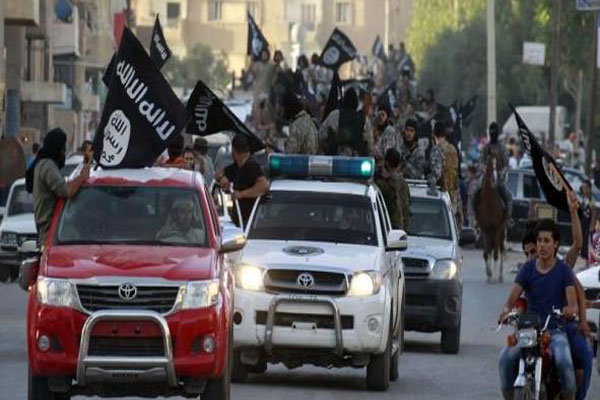 وفي سوريا يلجأ داعش إلى سيارات تويوتا ما أثار استغراب أميركا