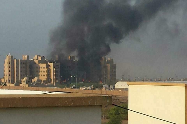 الفندق الذي يقيم فيه نائب الرئيس اليمني وعدد من الوزراء