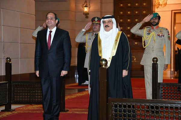 ملك البحرين والرئيس المصري ـ صورة للمتحدث الرئاسي