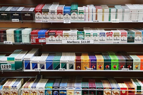 وزراء المانيا يتفقون على منع اعلانات التبغ