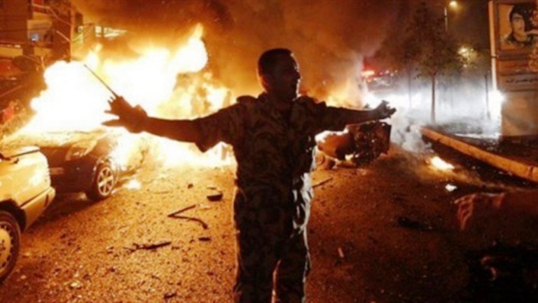 بعد لحظات من الانفجارين