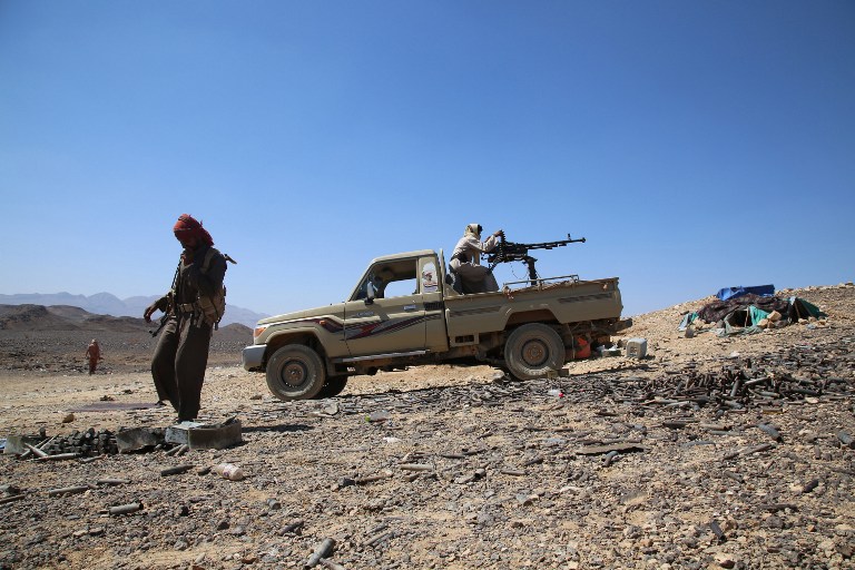 عناصر من القوات الموالية لهادي في اليمن