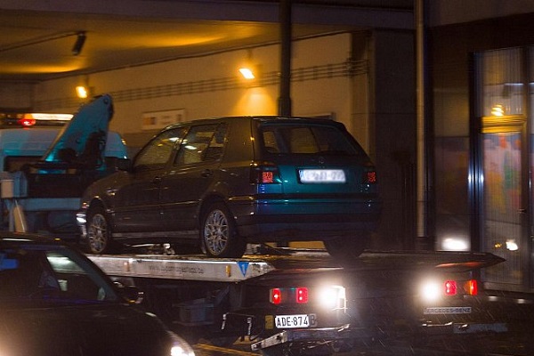 السيارة التي عثرت عليها الشرطة الفرنسية