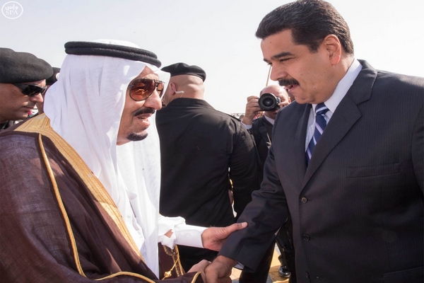 الملك سلمان يستقبل الرئيس الفنزويلي