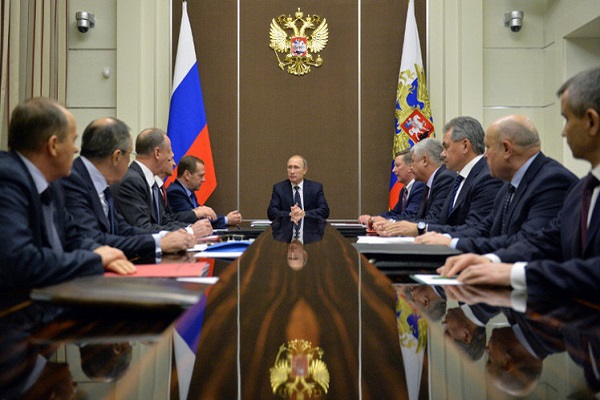 بوتين يترأس مجلس الأمن القومي