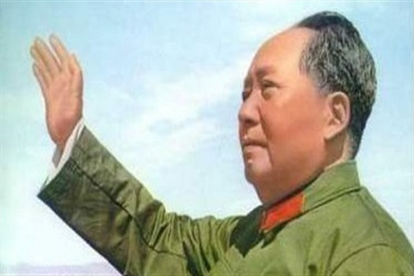 الزعيم الصيني ماو تسي تونغ