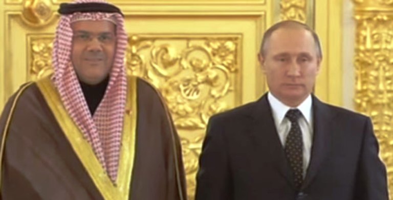 الرئيس الروسي والسفير البحريني الجديد 