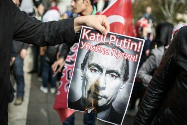 تظاهرة ضد بوتين في تركيا