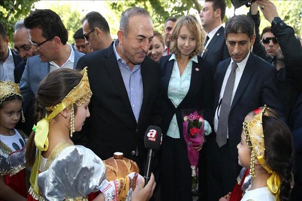 وزير الخارجية التركي في زيارة للجمعية الروسية