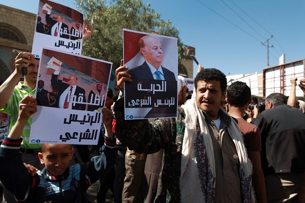 الرئيس اليمني يلغي شرعية قرارات الحوثيين