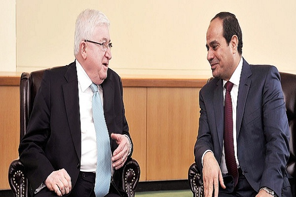  الرئيسان العراقي فؤاد معصوم والمصري عبد الفتاح السيسي خلال اجتماع سابق