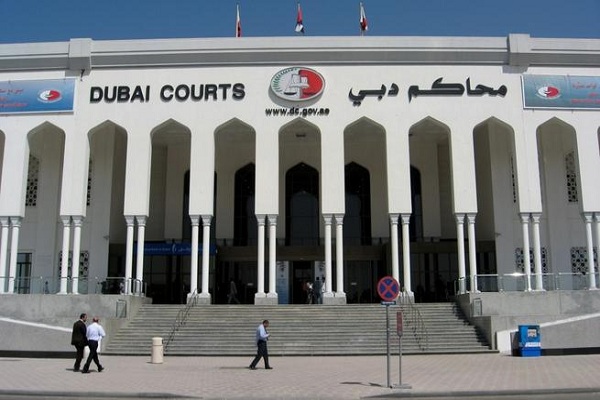 دبي تسمح بدخول المتهمتين لمراجعة النيابة العامة