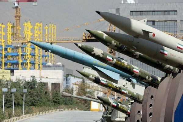 إيران تنشر صواريخ متطورة في العراق